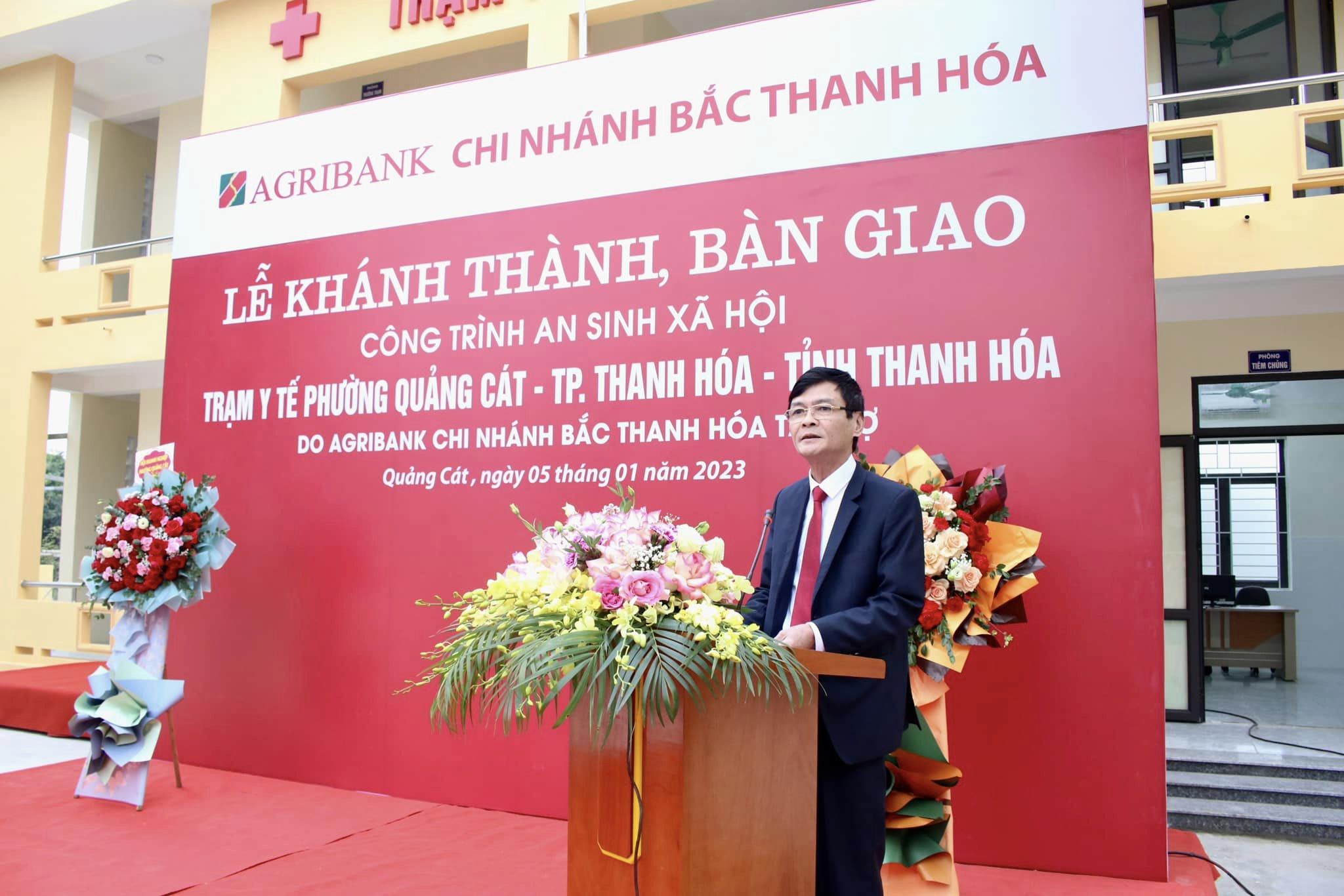 Đồng chí Nguyễn Thái Triệu - Giám đốc Agribank Bắc Thanh Hóa phát biểu tại buổi lễ